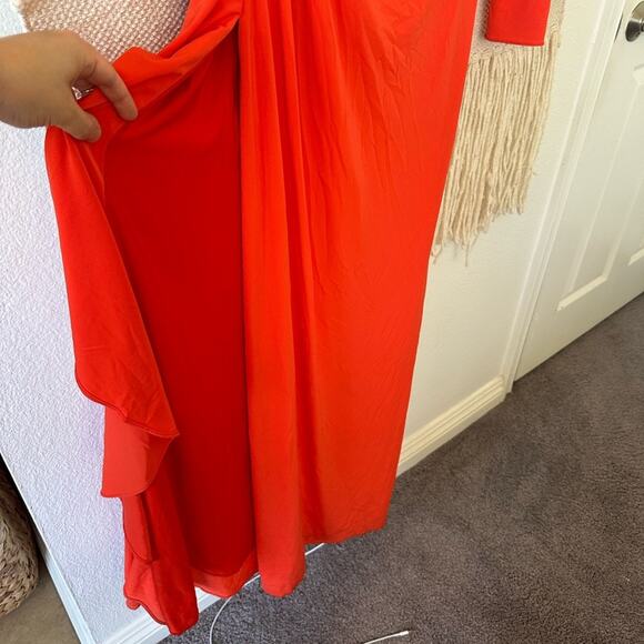 Halston Giana Gown - Picture 5 of 9